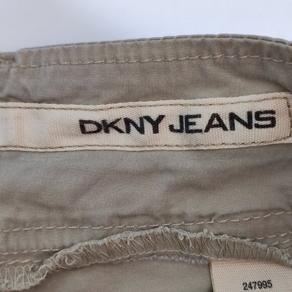 DKNY Jeans bermuda cargo short cream colour women's size 6 - Picture 6 of 15